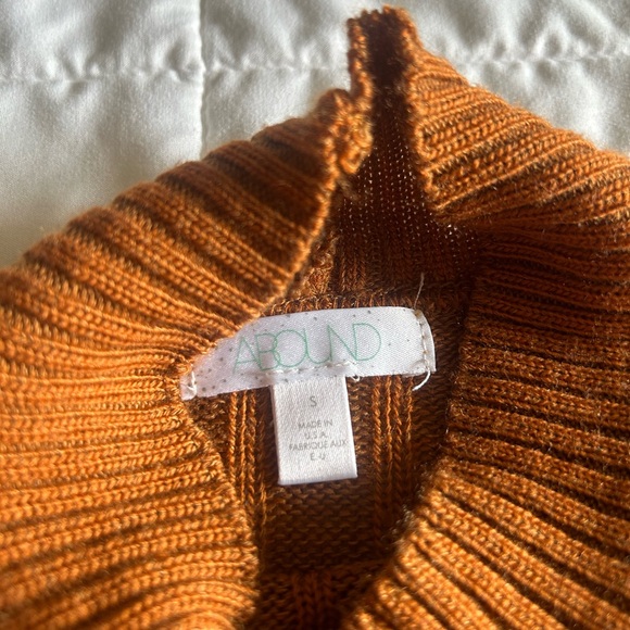 Women’s Rust Colored Cropped Turtleneck with Bell Sleeves - Picture 2 of 2